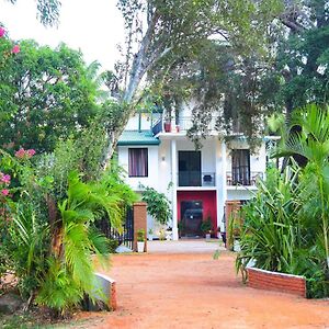 Hotel Moonstone